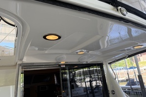 2009 Sea Ray 52 SEDAN BRIDGE thumbnail 35