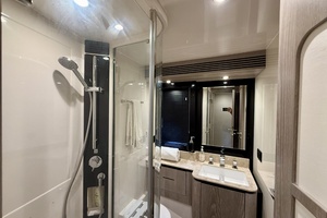 66FT (20.14M) AZIMUT
