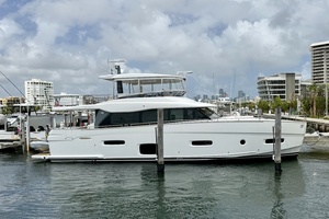 66FT (20.14M) AZIMUT yacht for sale