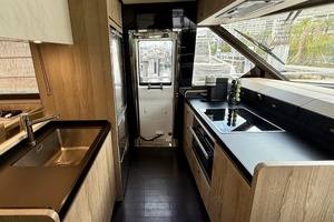 66FT (20.14M) AZIMUT