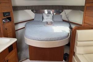 34ft Pursuit Yacht For Sale