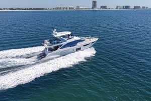 2019 Azimut 60 FLY thumbnail 4