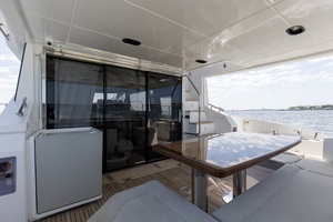 60FT (18.29M) AZIMUT