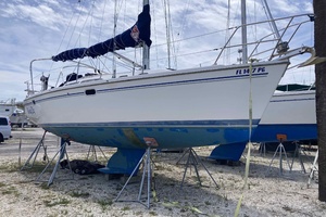 Windy City 32ft Catalina Yacht For Sale