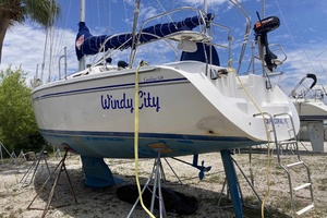 Windy City 32ft Catalina Yacht For Sale