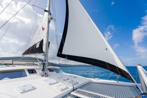 52FT (15.85M) VOYAGE YACHTS