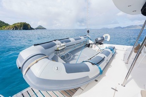 2011 Voyage Yachts 520 thumbnail 24