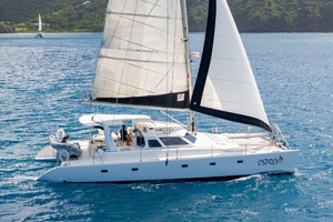 2011 Voyage Yachts 520 thumbnail 5