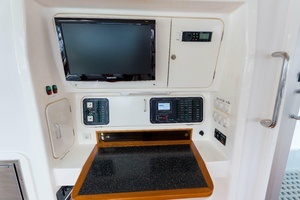 2011 Voyage Yachts 520 thumbnail 33