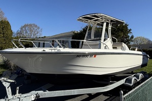 22ft Boston Whaler Yacht For Sale