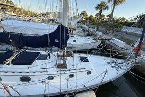 LOU ANN 34ft Pacific Seacraft Yacht For Sale