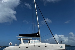 WINDBOURNE Worth Avenue Yachts