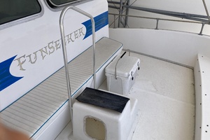 Fun Seeker 40ft Holiday Mansion Yacht For Sale