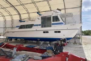 Fun Seeker 40ft Holiday Mansion Yacht For Sale