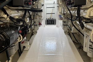 60FT (18.29M) HATTERAS