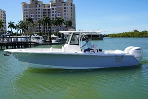Photo 6114647 for 2026 Sea Hunt Ultra 305SE  