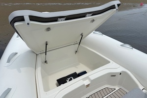 24ft Zodiac Yacht For Sale