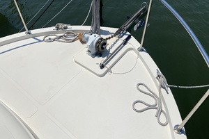 31ft Camano Yacht For Sale