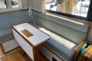 31ft Camano Yacht For Sale