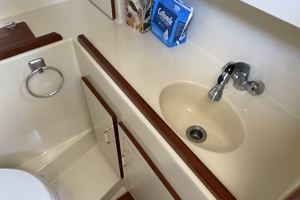 31ft Camano Yacht For Sale
