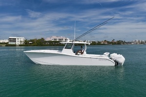 2024 Costa Custom 34 SV thumbnail 8