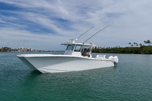 2024 Costa Custom 34 SV thumbnail 9
