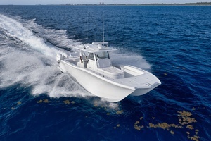 2024 Costa Custom 34 SV thumbnail 14
