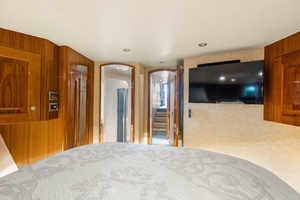 Forward VIP Stateroom