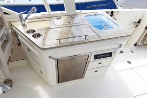 32ft Boston Whaler Yacht For Sale