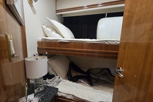 53ft Carver Yacht For Sale