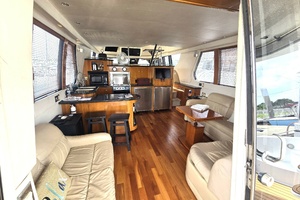 53ft Carver Yacht For Sale