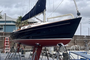 28ft Alerion Yacht For Sale