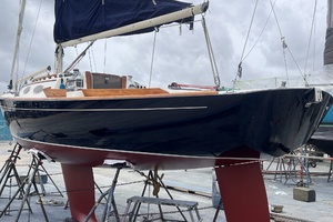 28ft Alerion Yacht For Sale