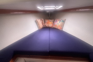 28ft Alerion Yacht For Sale