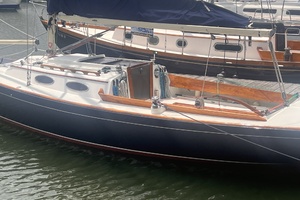28ft Alerion Yacht For Sale