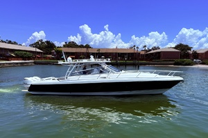 43ft Intrepid Yacht For Sale