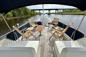 Flybridge Aft