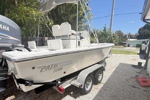22ft Pathfinder Yacht For Sale