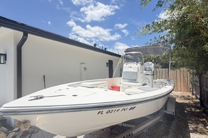22ft Pathfinder Yacht For Sale