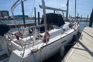 Sisu 43ft Beneteau Yacht For Sale