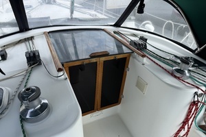 1998 Beneteau 411 thumbnail 6