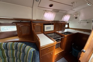 Kole Sere 41ft Beneteau Yacht For Sale
