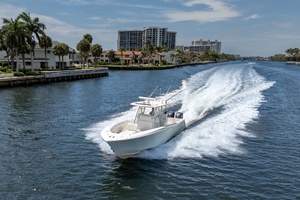 39ft Invincible Yacht For Sale