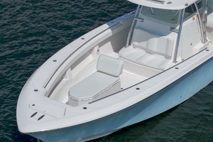 2017 Invincible 39 Open Fisherman thumbnail 18
