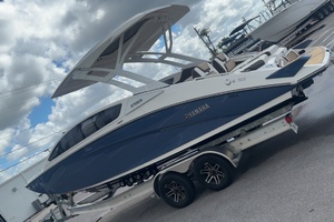 Photo 6135524 for 2023 Yamaha Boats 275SDX  