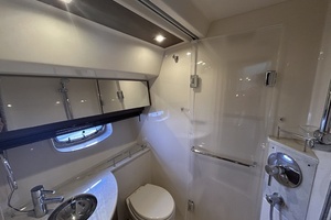 2012 Sea Ray 450 Sedan Bridge thumbnail 15