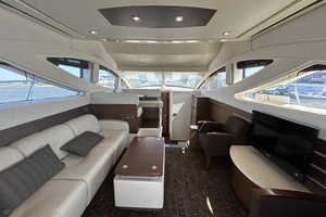 2012 Sea Ray 450 Sedan Bridge thumbnail 10