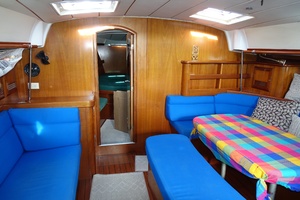 OYA 46ft Beneteau Yacht For Sale
