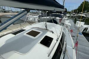 36ft Hunter Yacht For Sale