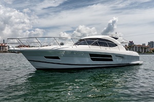 55ft Riviera Yacht For Sale
